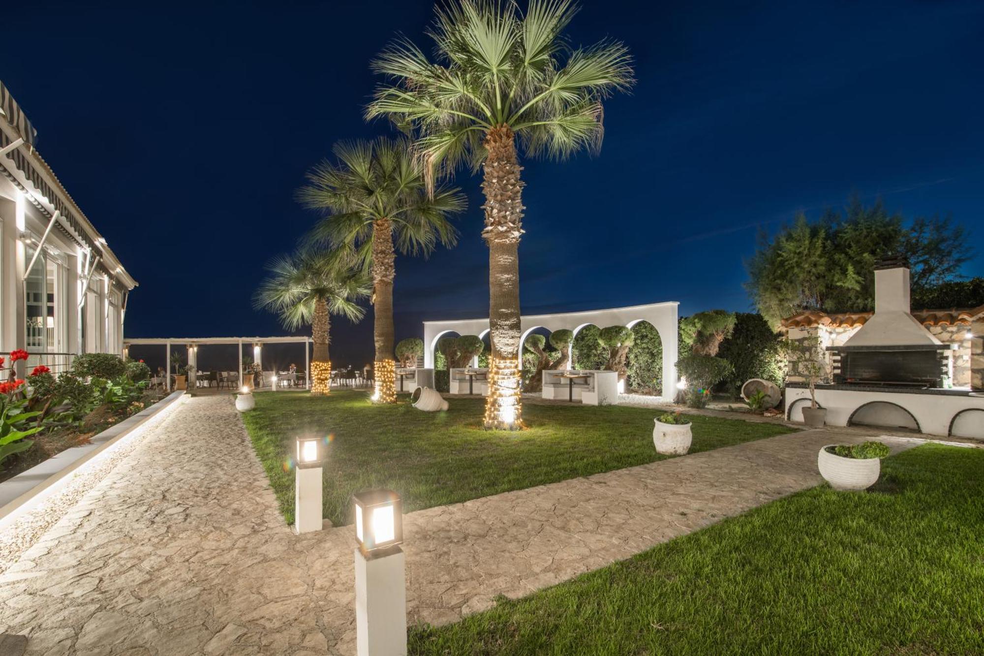 Crystal Beach Hotel Kalamákion Exterior foto
